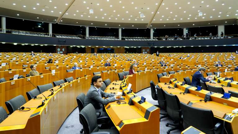 Κοινή επιστολή 53 Γερμανών και Ελλήνων ευρωβουλευτών στη Μέρκελ - Αναστείλτε την παράδοση υποβρυχίων στην Τουρκία