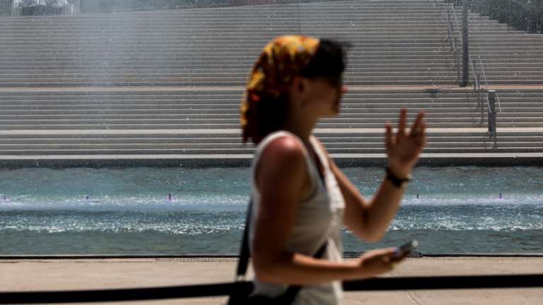 Καύσωνας Κλέων: Οι οδηγίες της Πολιτικής Προστασίας για να παραμείνουμε ασφαλείς