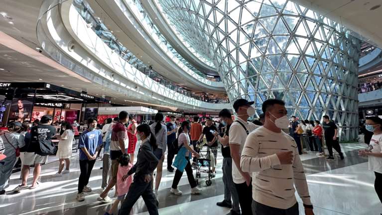 Συναγερμός για τον HMPV: Πόσο εύκολο είναι να εξαπλωθεί ο ανθρώπινος μεταπνευμονοϊός - Τα συμπτώματα που προβληματίζουν