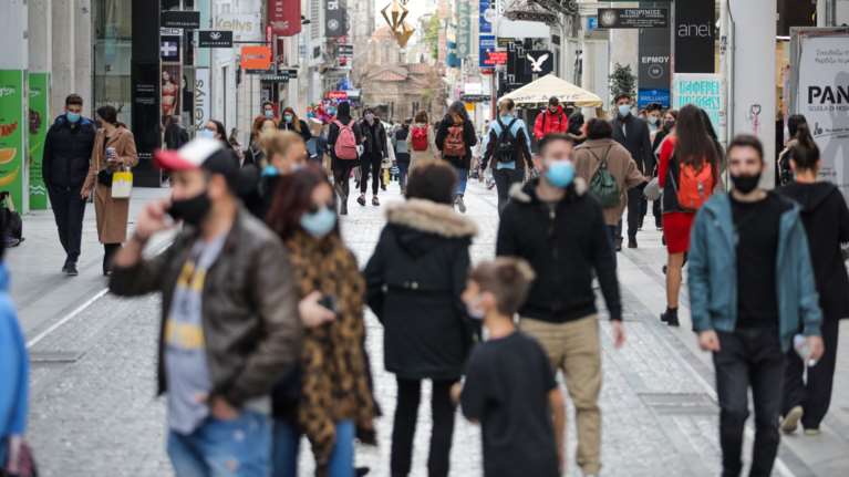 Κορονοϊός: Ανησυχία για το Κέντρο της Αθήνας που &quot;κοκκινίζει&quot; - Ένα στα τρία κρούσματα στην Αττική