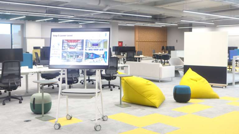 Pfizer Θεσσαλονίκη: &quot;Άνοιξε&quot; πάνω από 360 θέσεις εργασίας - Το 15% είναι brain gain - Έλαβε 16.500 βιογραφικά