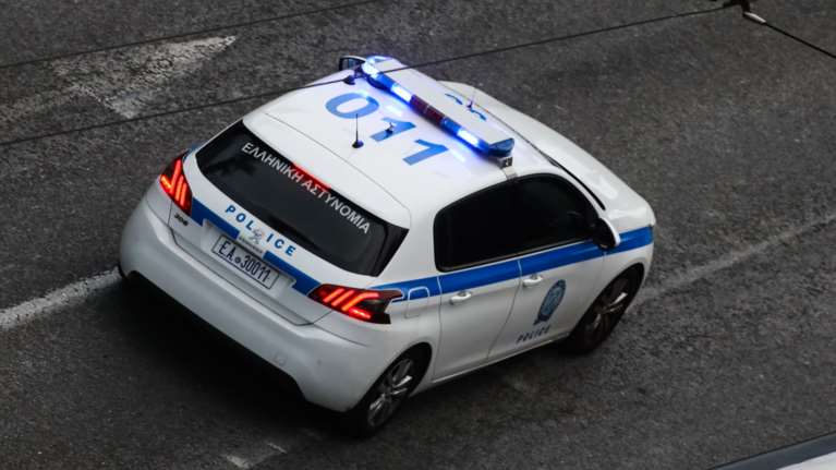 Το πόρισμα του ιατροδικαστή για τον θάνατο του 17χρονου Ρομά απο αστυνομικό: Πυροβολήθηκε από κοντινή απόσταση