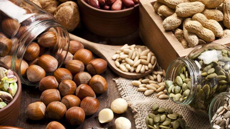 Οι δύο ξηροί καρποί που προτείνουν οι ειδικοί στο πρωινό μας - Προστατεύουν και &quot;θωρακίζουν&quot; τον οργανισμό