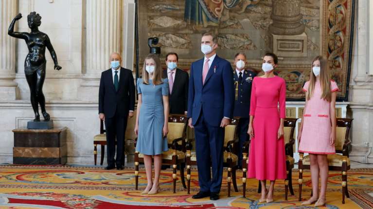 Οταν ένα παιδί προετοιμάζεται για το θρόνο: Η 15χρονη πριγκίπισσα Λέονορ πηγαίνει στο κολέγιο και μιλά 5 γλώσσες