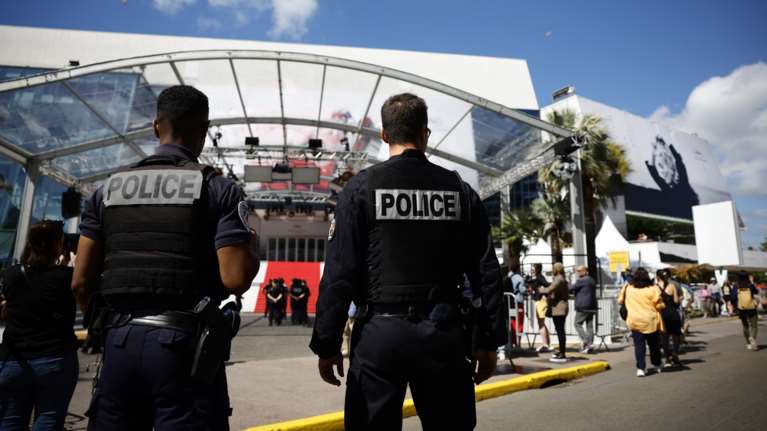 Γαλλία: Άνδρας επιτέθηκε με μαχαίρι και τραυμάτισε δύο γυναίκες μέσα σε νοσοκομείο