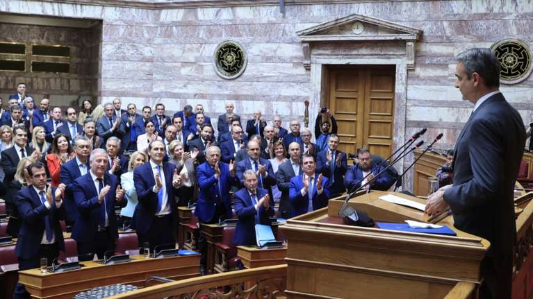 Το &quot;μυστικό&quot; δείπνο των οκτώ βουλευτών της ΝΔ με ευρύτερη σύνθεση και... αιχμηρή διάθεση