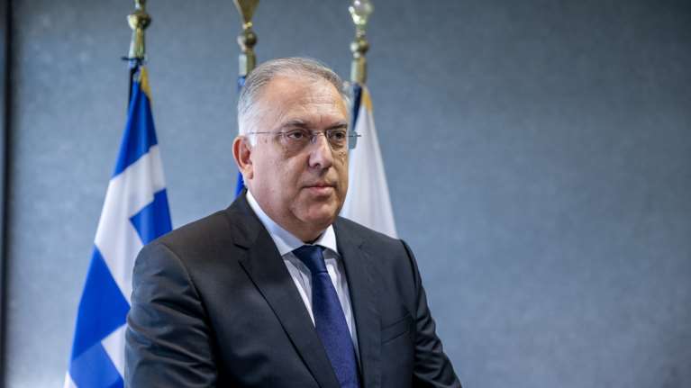 Απάντηση Θεοδωρικάκου στη χήρα Καραϊβάζ: Μπορεί να με συναντήσει όποια στιγμή επιθυμεί - Οι έρευνες συνεχίζονται