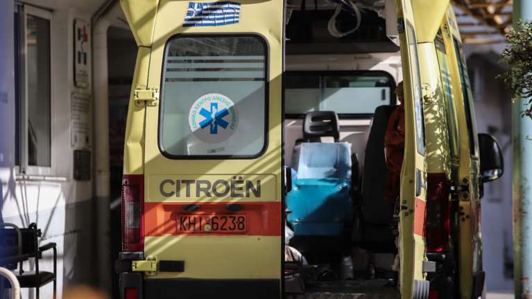 Τροχαίο στο κέντρο του Βόλου: Δίκυκλο παρέσυρε τρίχρονο αγοράκι