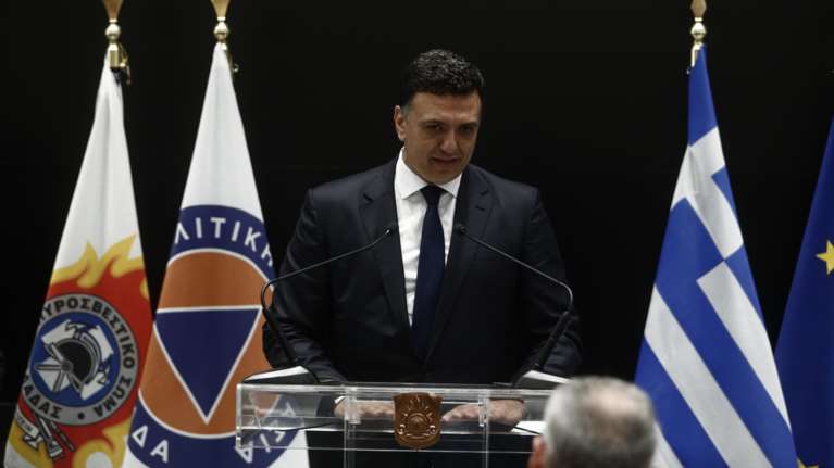 Πρόσληψη 500 πυροσβεστών κάθε χρόνο - Το σχέδιο για την Πολιτική Προστασία