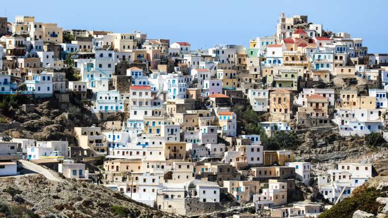 Το ελληνικό νησί που μπήκε στη λίστα με τους έξι πιο ρομαντικούς και βιώσιμους προορισμούς του πλανήτη