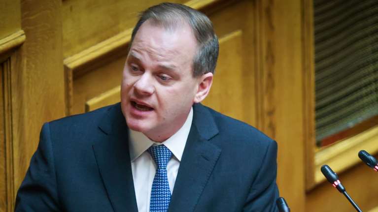 Κώστας Καραμανλής για την τραγωδία στα Τέμπη: "Δεν θα κρυφτώ πίσω από καμία βουλευτική ασυλία, ανέλαβα την πολιτική ευθύνη"