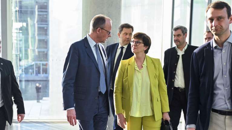 Συμφωνία στις διερευνητικές CDU/CSU-SPD  -  Αμεσα σε διαπραγματεύσεις για τον σχηματισμό κυβέρνησης