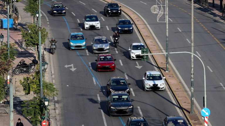 Τέλη κυκλοφορίας: Λήγει η προθεσμία - Κλιμακωτή προσαύξηση από 1η Ιανουαρίου