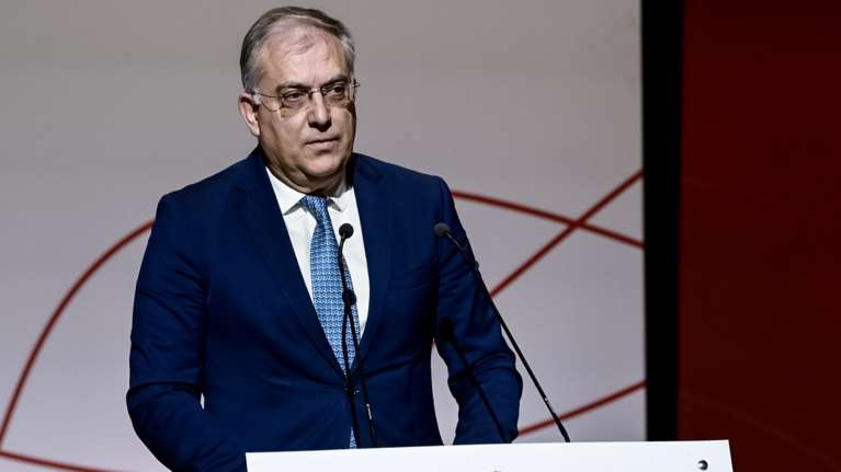 Προσφεύγει στη Δικαιοσύνη ο Θεοδωρικάκος για το δημοσίευμα του Documento: Ως εδώ η αθλιότητα με τον γιο μου