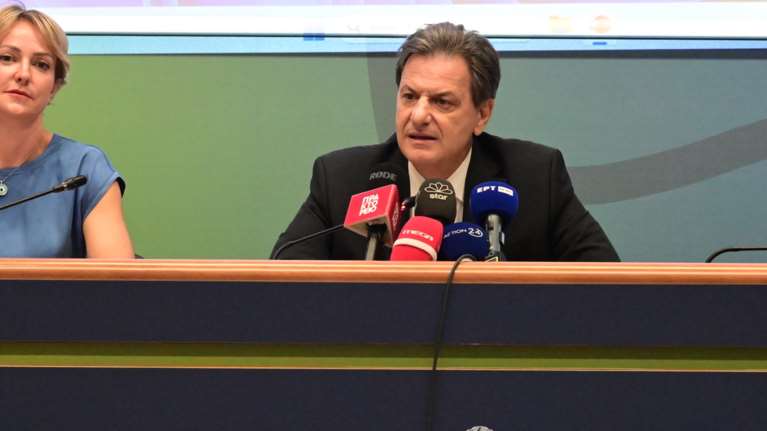 Τα μέτρα για το ρεύμα: Έκτακτος φόρος στους παραγωγούς ηλεκτρικής ενέργειας- Επιδότηση για πράσινα και κίτρινα τιμολόγια