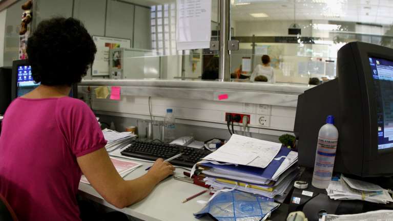 Ερχεται η &quot;λυπητερή&quot; της 31ης Αυγούστου: Πέντε ραντεβού με την εφορία για φόρους και εισφορές