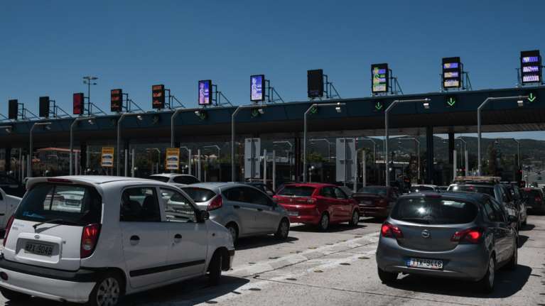 Χριστούγεννα: Αυτοί είναι οι 4 λόγοι που επιτρέπουν τις μετακινήσεις εκτός νομού