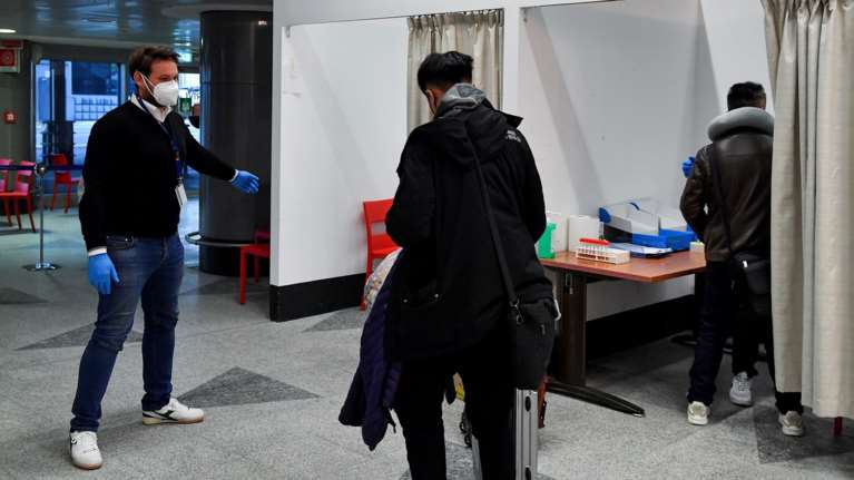 Προειδοποίηση ΠΟΥ για τη νέα μετάλλαξη του κορονοϊού: Ακρως μεταδοτική και πιο επικίνδυνη η ΧΒΒ.1.5