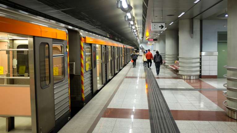 Κανονικά τα δρομολόγια του μετρό έως το Αεροδρόμιο – Τι ισχύει με τα υπόλοιπα μέσα