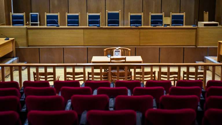 Απολύθηκαν άλλοι τέσσερις δικαστές λόγω μεγάλων καθυστερήσεων στην έκδοση αποφάσεων