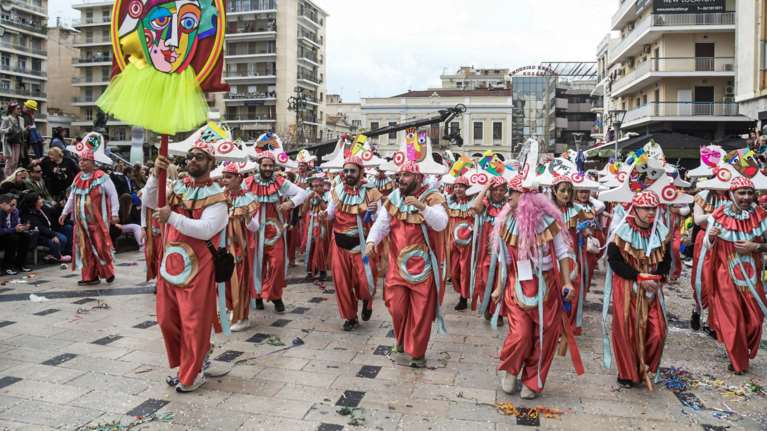 Καρναβάλι στην Πάτρα: Δεκάδες συλλήψεις από την ΕΛ.ΑΣ. για ναρκωτικές ουσίες και βεγγαλικά