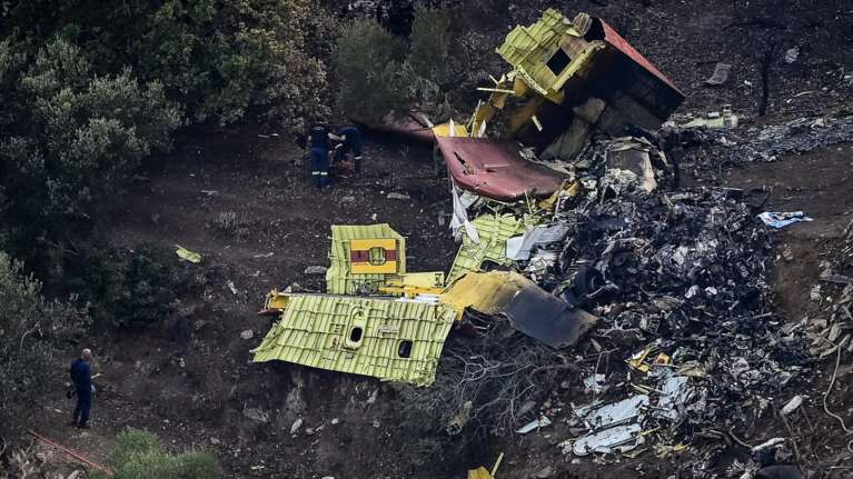 Πτώση Canadair: &quot;Δεν είδαν το δέντρο λόγω καπνού&quot;  - Τι λέει ο πατέρας του πιλότου στο δεύτερο πυροσβεστικό