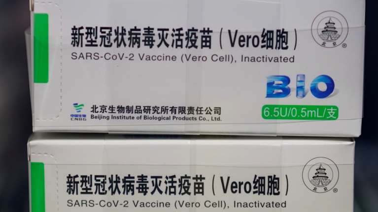 Ουγγαρία: Η πρώτη χώρα μέλος της Ε.Ε. που παίρνει εμβόλια από την Κίνα