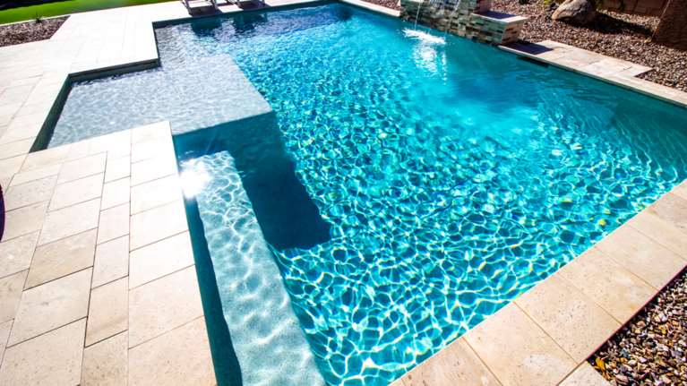 Τραγωδία στην Κύπρο: Πνίγηκε τετράχρονο αγοράκι σε πισίνα ξενοδοχείου - Επέπλεε αναίσθητο