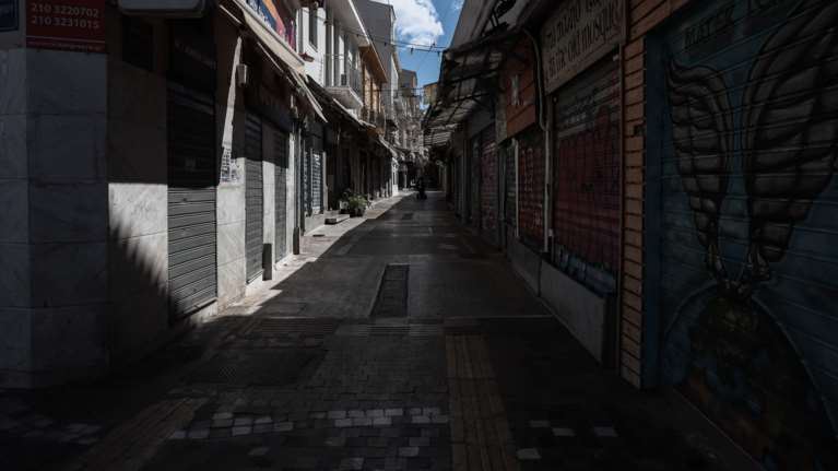 Lockdown: Πότε θα ανοίξουν τελικά σχολεία, εστίαση, λιανεμπόριο - &quot;Γρίφος&quot; η μετακίνηση από νομό σε νομό