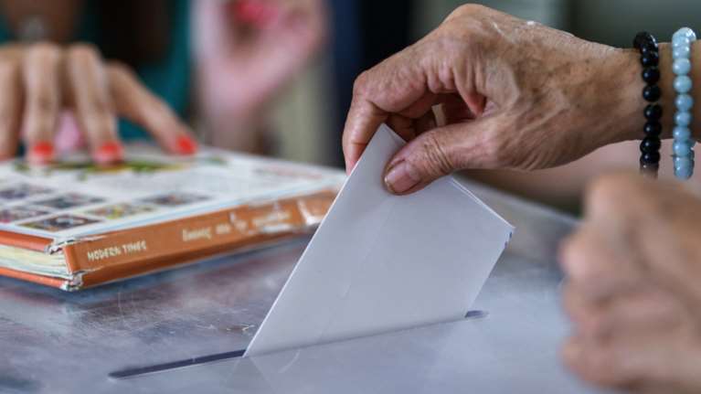 Δημοσκόπηση Alco: Κερδισμένο το ΠΑΣΟΚ μετά τις εκλογές - Χάνει από τα δεξιά η ΝΔ, κατά του αποκλεισμού Κασσελάκη οι Συριζαίοι