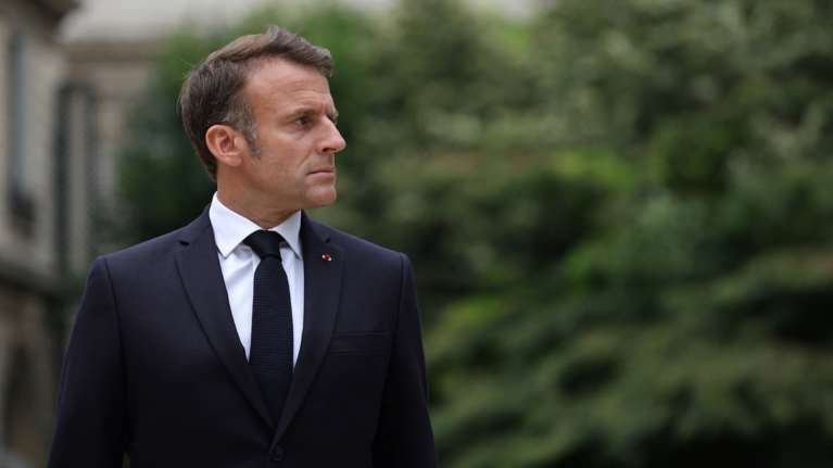 Δημοσκόπηση: Μόνο το 15% των Γάλλων θέλει για πρωθυπουργό τον Ζαν Λυκ Μελανσόν - Τι λένε για τους άλλους "υποψήφιους"