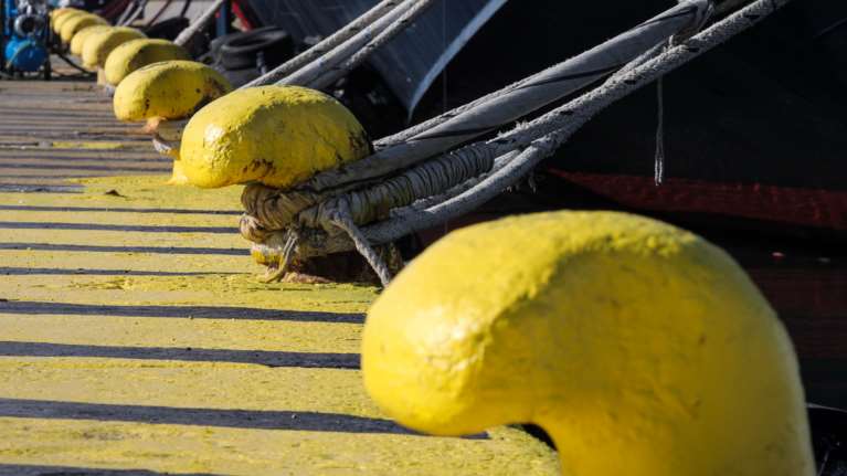 Δένουν κάβους τα πλοία στα λιμάνια: 48ωρη Απεργία της ΠΝΟ από την Τετάρτη 10 Νοεμβρίου