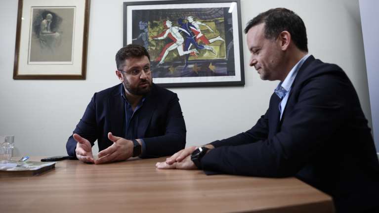 Και επίσημη στήριξη από τον Κώστα Ζαχαριάδη: Ψηφίζω τον Χάρη Δούκα στην Αθήνα - Αποτυχημένη η διοίκηση Μπακογιάννη