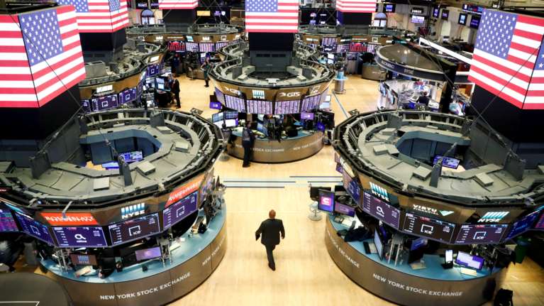 Σε καθοδικό σπιράλ τα χρηματιστήρια παγκοσμίως- Πόλεμος στην Ουκρανία και πληθωρισμός τρομάζουν τις αγορές