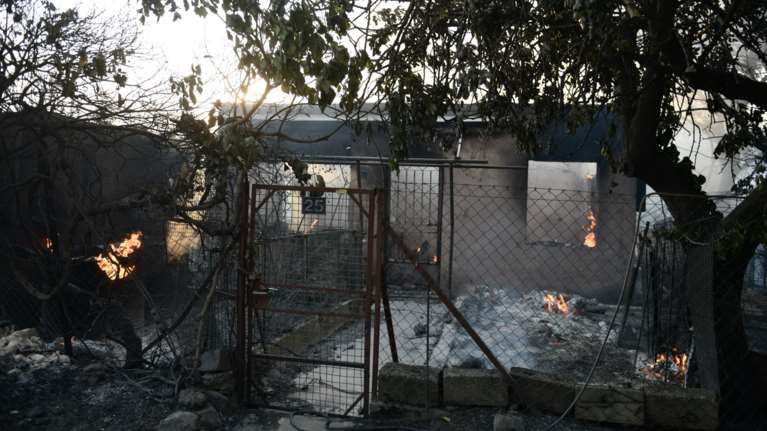 Εκπρόσωπος πυροσβεστικής: Δυο πυρκαγιές στην Πεντέλη ξεκίνησαν σχεδόν ταυτόχρονα