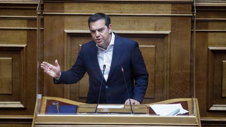 Πρόταση μομφής κατά της κυβέρνησης κατάθεσε ο Τσίπρας στη Βουλή: "Εχει έρθει η ώρα να φύγετε"