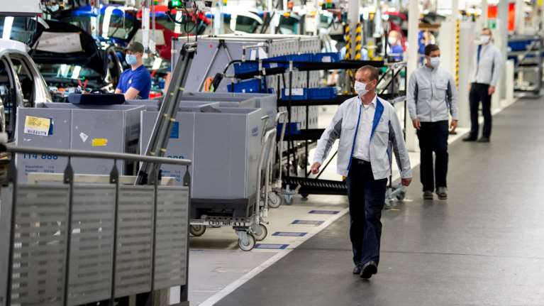 Μεγάλη ανησυχία στη Γερμανία: Το κλίμα στην οικονομία έχει καταρρεύσει λόγω του πολέμου στην Ουκρανία