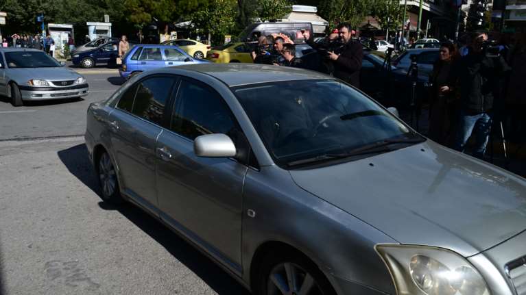 Προθεσμία για την Τρίτη πήρε ο 49χρονος φιλόλογος - Ο ενοικιαστής της γιάφκας στο Παγκράτι