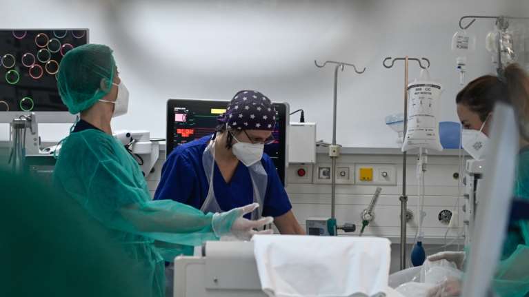 Ανιδρωσία: Η σπάνια ασθένεια του 15χρονου στο Μέτσοβο - Τι είναι, ποια τα συμπτώματά και η αντιμετώπισή της