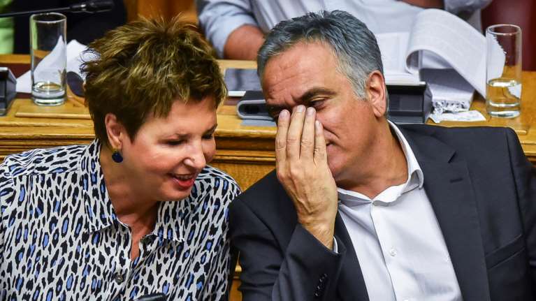 Φωτιά στο Μάτι: Οι καταθέσεις Σκουρλέτη, Τόσκα, Γεροβασίλη για την τραγωδία - &quot;Δεν ξέρω, δεν είδα, δεν συμμετείχα&quot;