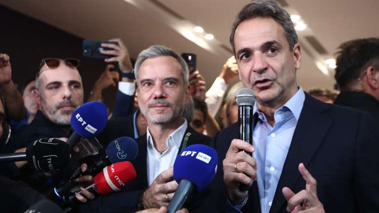 Οι γαλάζιοι &quot;αντάρτες&quot; αγκάθι στο σχέδιο Μητσοτάκη για καθαρή νίκη στις αυτοδιοικητικές εκλογές