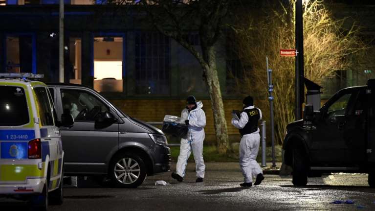 Μακελειό στη Σουηδία: Βίντεο από τη σοκαριστική στιγμή των πυροβολισμών στη &quot;χειρότερη μαζική επίθεση&quot; στην ιστορία της χώρας