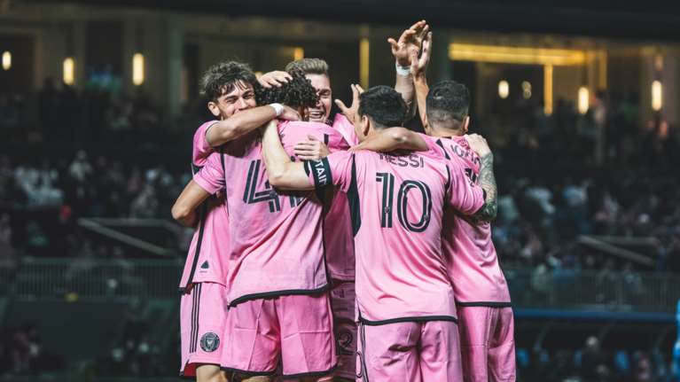 H TUDOR επιλέγει ροζ χρώμα για την Inter Miami FC