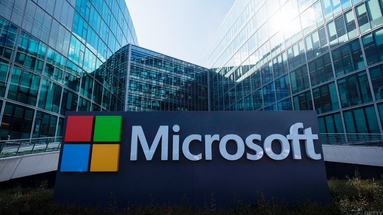 Νέες κυρώσεις από Microsoft και Google: Τέλος οι πωλήσεις και οι διαφημίσεις προϊόντων στη Ρωσία