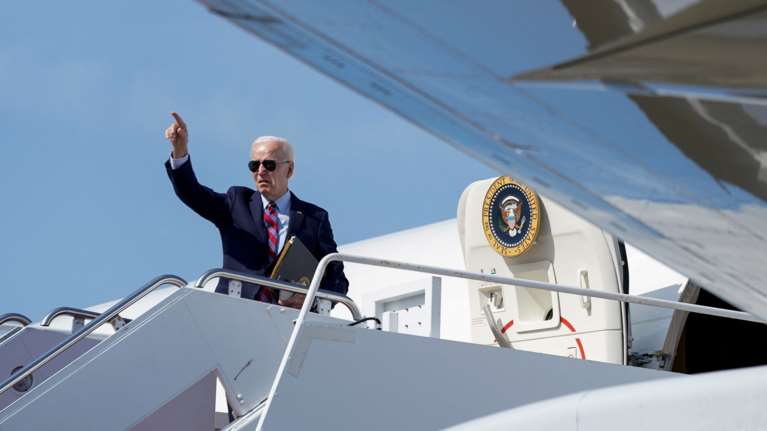 Η Αμερικανίδα που είχε κατηγορήσει τον Μπάιντεν για σεξουαλική επίθεση ζήτησε ρωσική υπηκοότητα