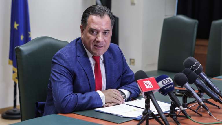 Εως και 120 ευρώ το μήνα η ενίσχυση από Food pass και καλάθι νοικοκυριού, λέει ο Γεωργιάδης