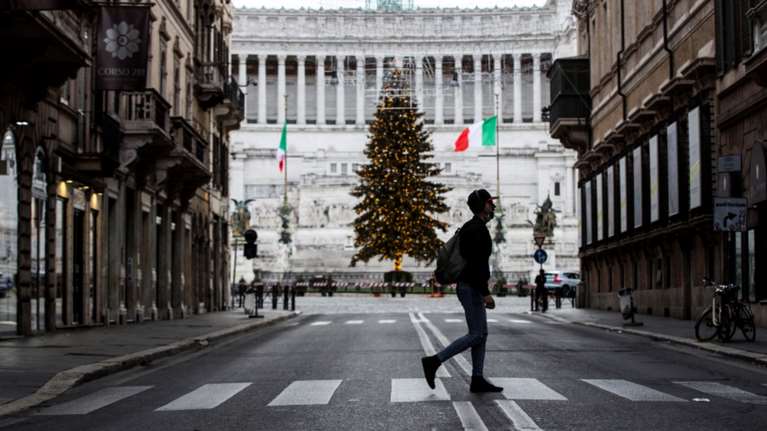 Ιταλία: Η μάσκα παύει να είναι υποχρεωτική σε εξωτερικούς χώρους από 28 Ιουνίου