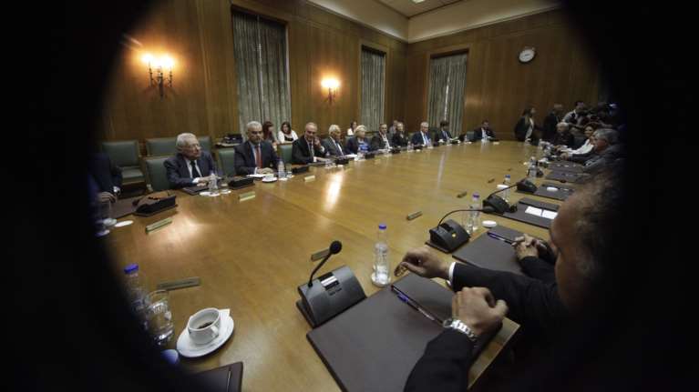 Εκλογές 2023: Τα πιθανά ονόματα για την υπηρεσιακή κυβέρνηση - Επικρατέστερος πρωθυπουργός ο Σαρμάς