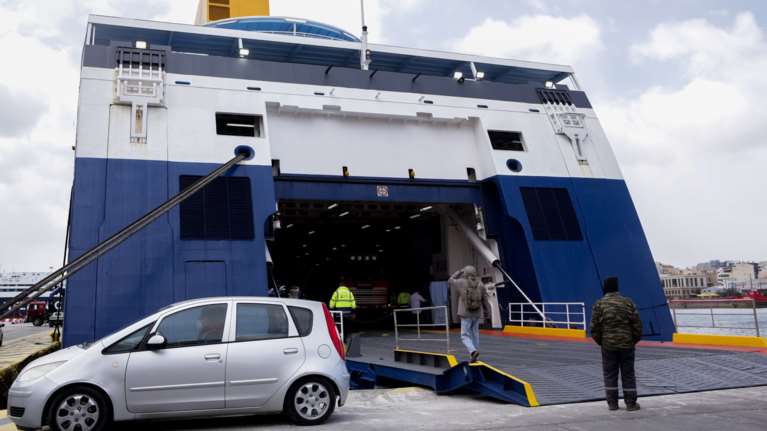 Kανονικά τα δρομολόγια των πλοίων από Πειραιά, Ραφήνα και Λαύριο