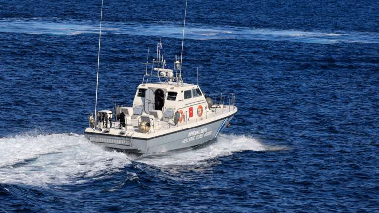 Ραφήνα: Εντοπίστηκε σόρος άνδρα στη θάλασσα